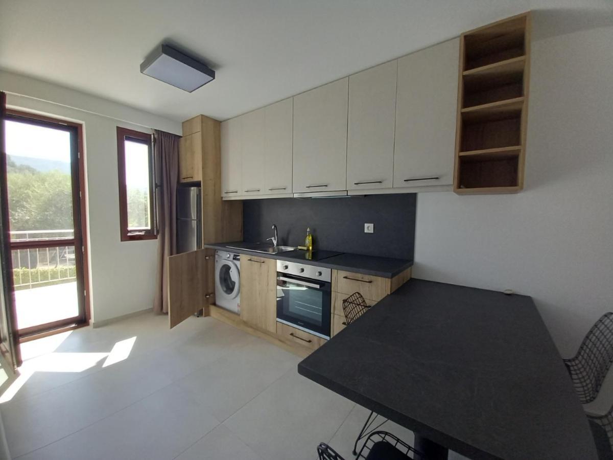 Zefiros Luxury Apartments Sívota Eksteriør billede