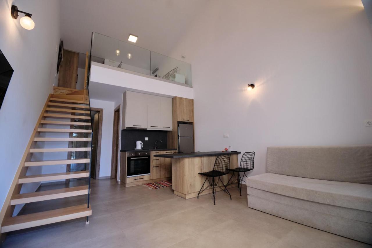 Zefiros Luxury Apartments Sívota Eksteriør billede
